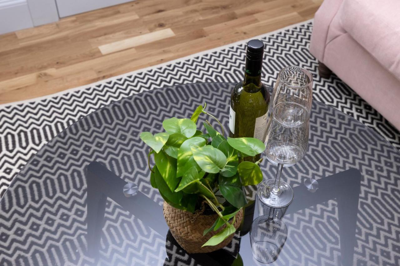 Dragon Suites Luxury Serviced Apartments At Alva Street EDI Eksteriør billede